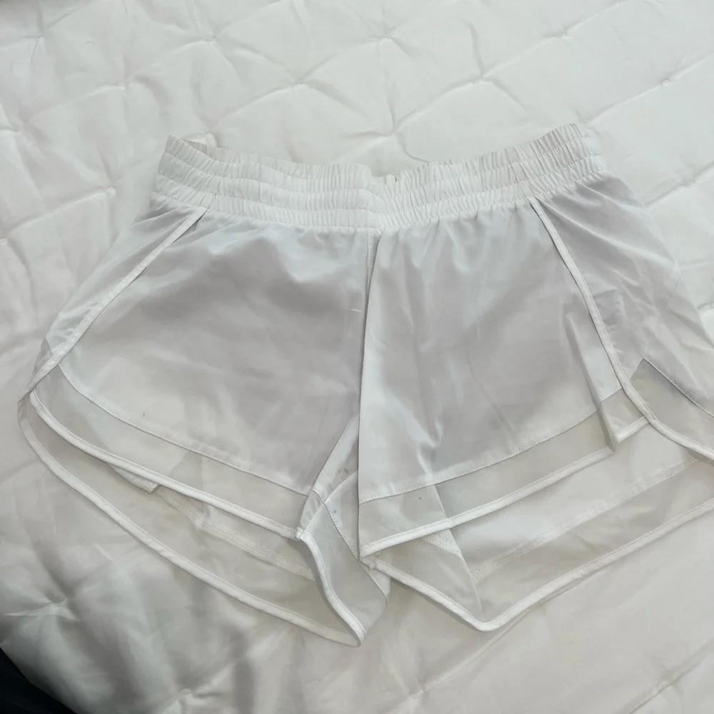 Athleta MESH RACER RUN MID RISE 4 SHORT - Picture 6 of 8